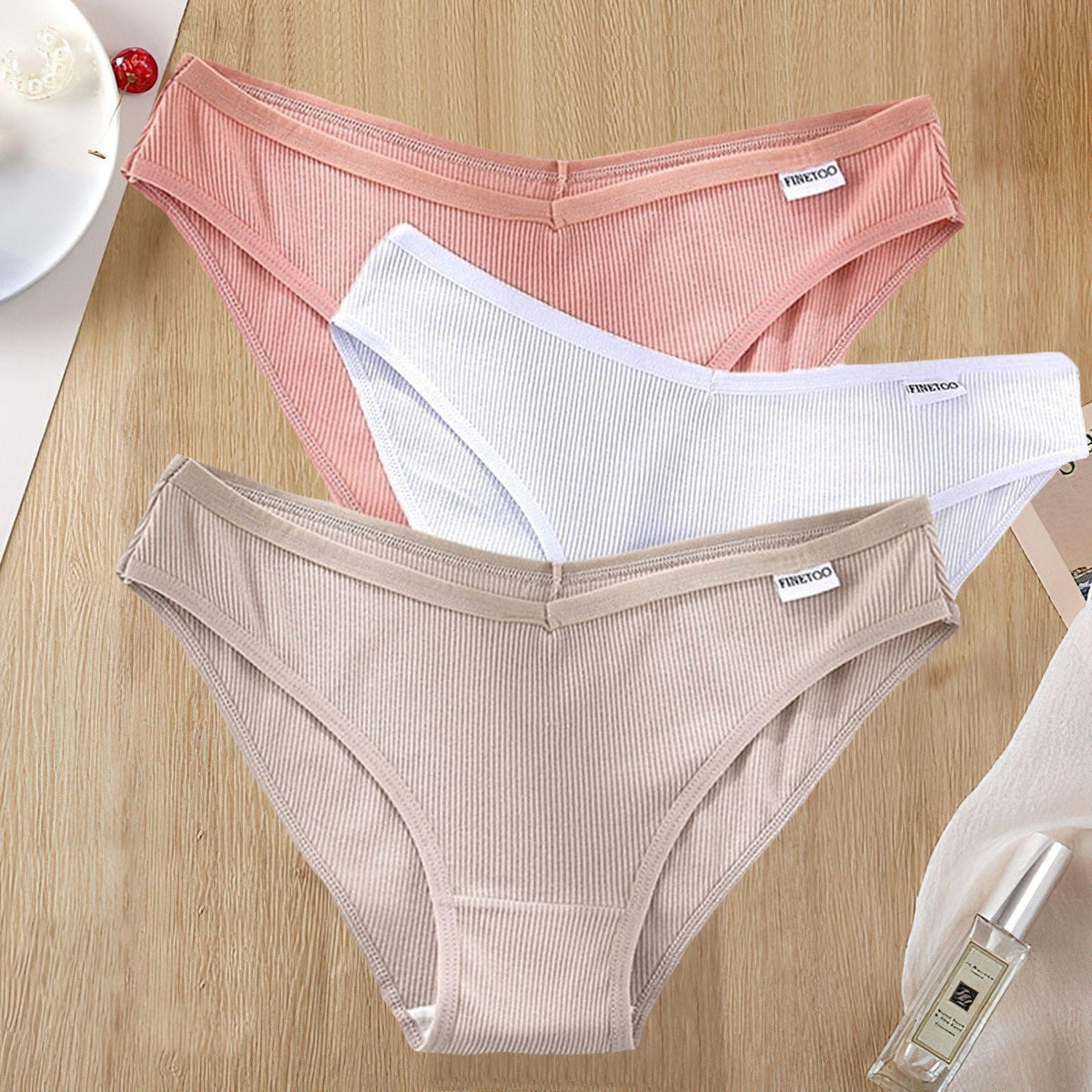 Lively® Sous-vêtements & Gaines Rose Blanc Beige / M Pack de 3 culottes en coton pour le prix d'une | Lively®