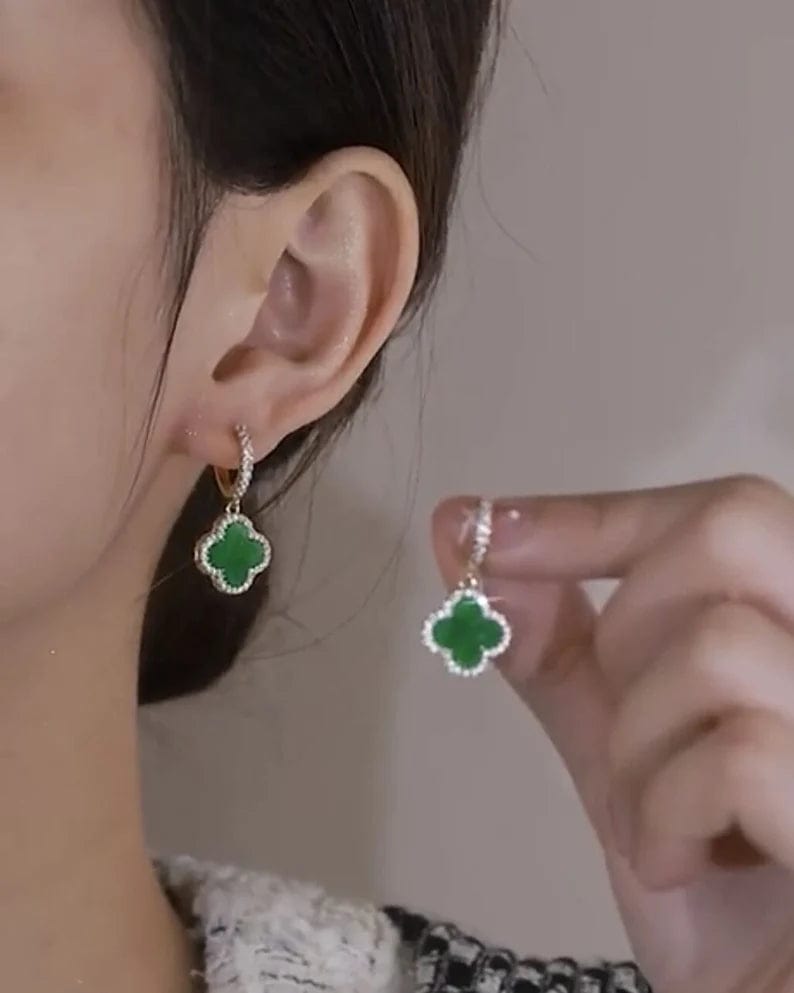 Lively® Clover Hoops | Lively®
