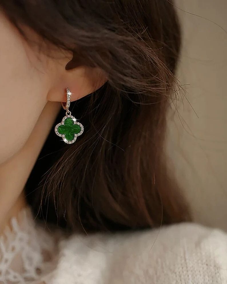 Lively® Clover Hoops | Lively®