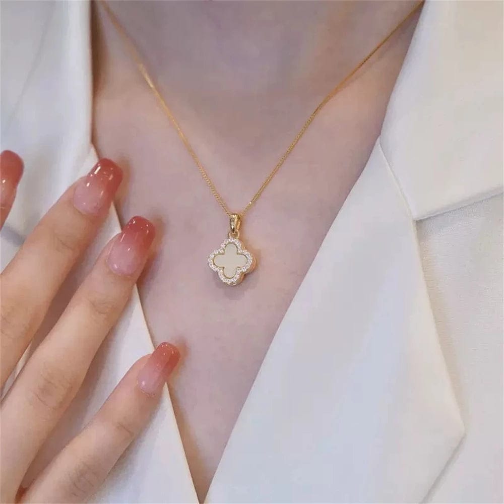 Lively® Necklaces "Clover" Necklace | Lively®
