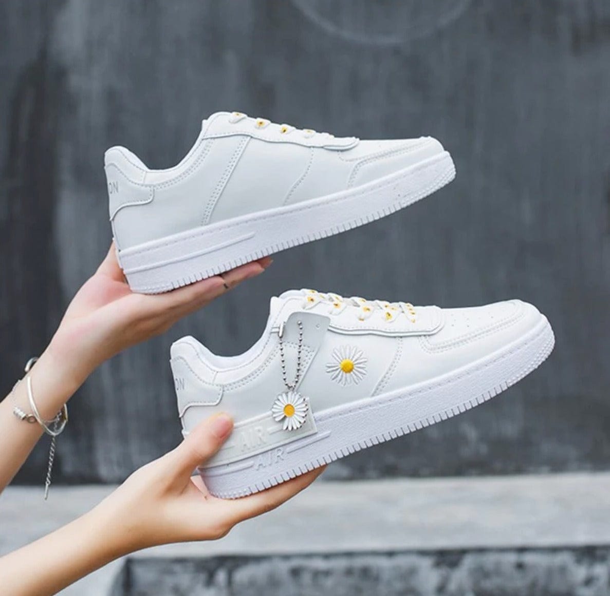 Lively® "AIR BLOOM" - Limited Edition 70s